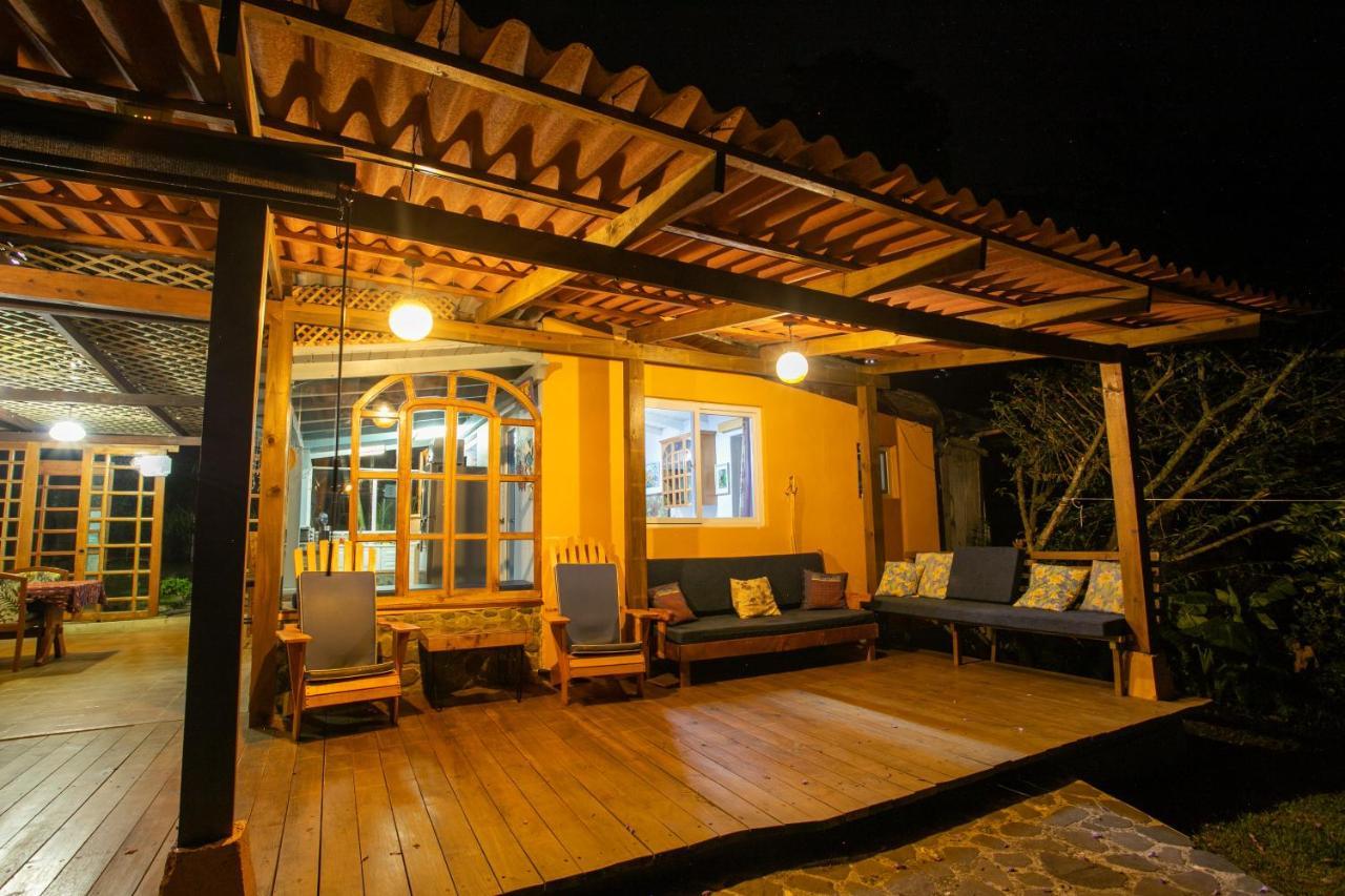 Lake Front Retreat At Los Elementos Santa Cruz La Laguna Luaran gambar